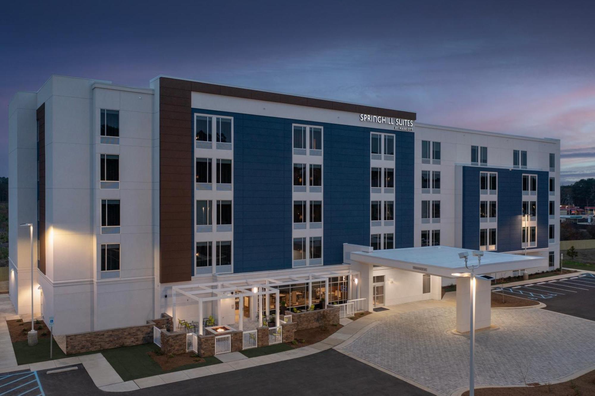 Springhill Suites By Marriott Fayetteville I-95 Exteriér fotografie